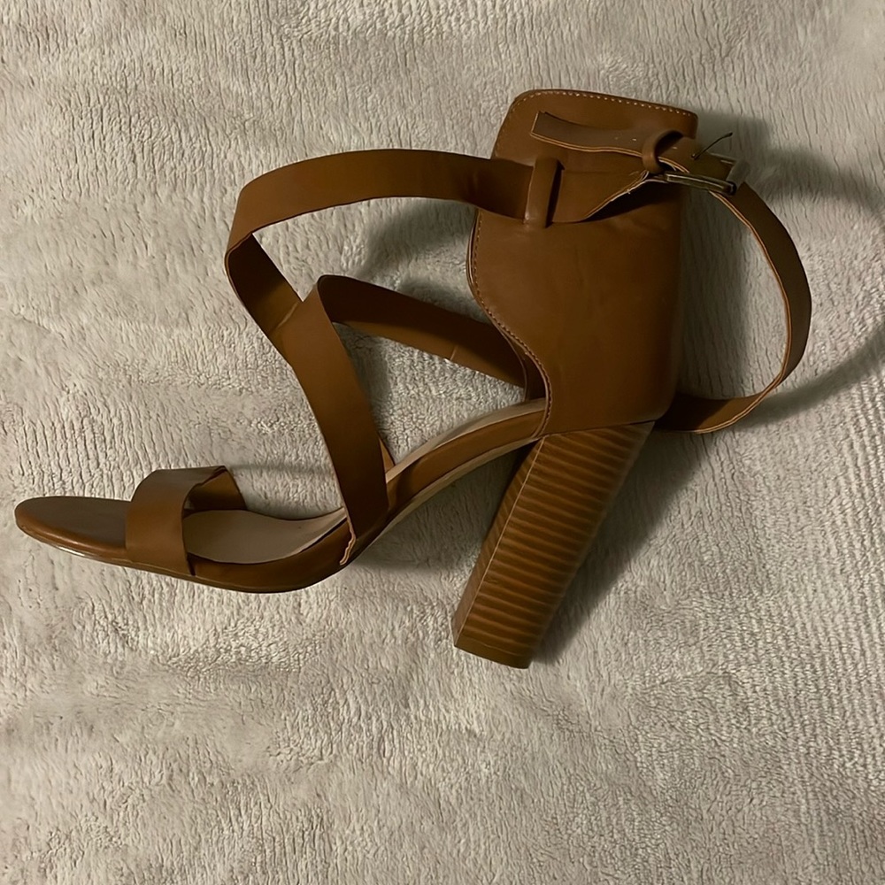 Shoe